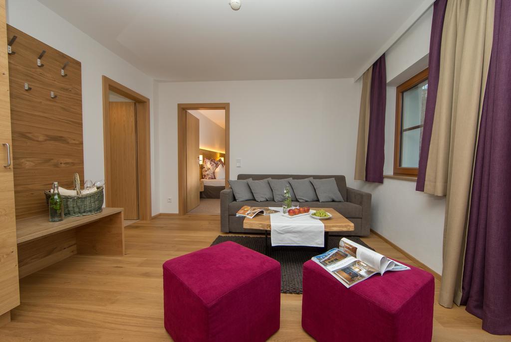 Hotel Stadt Wien Zell am See Quarto foto